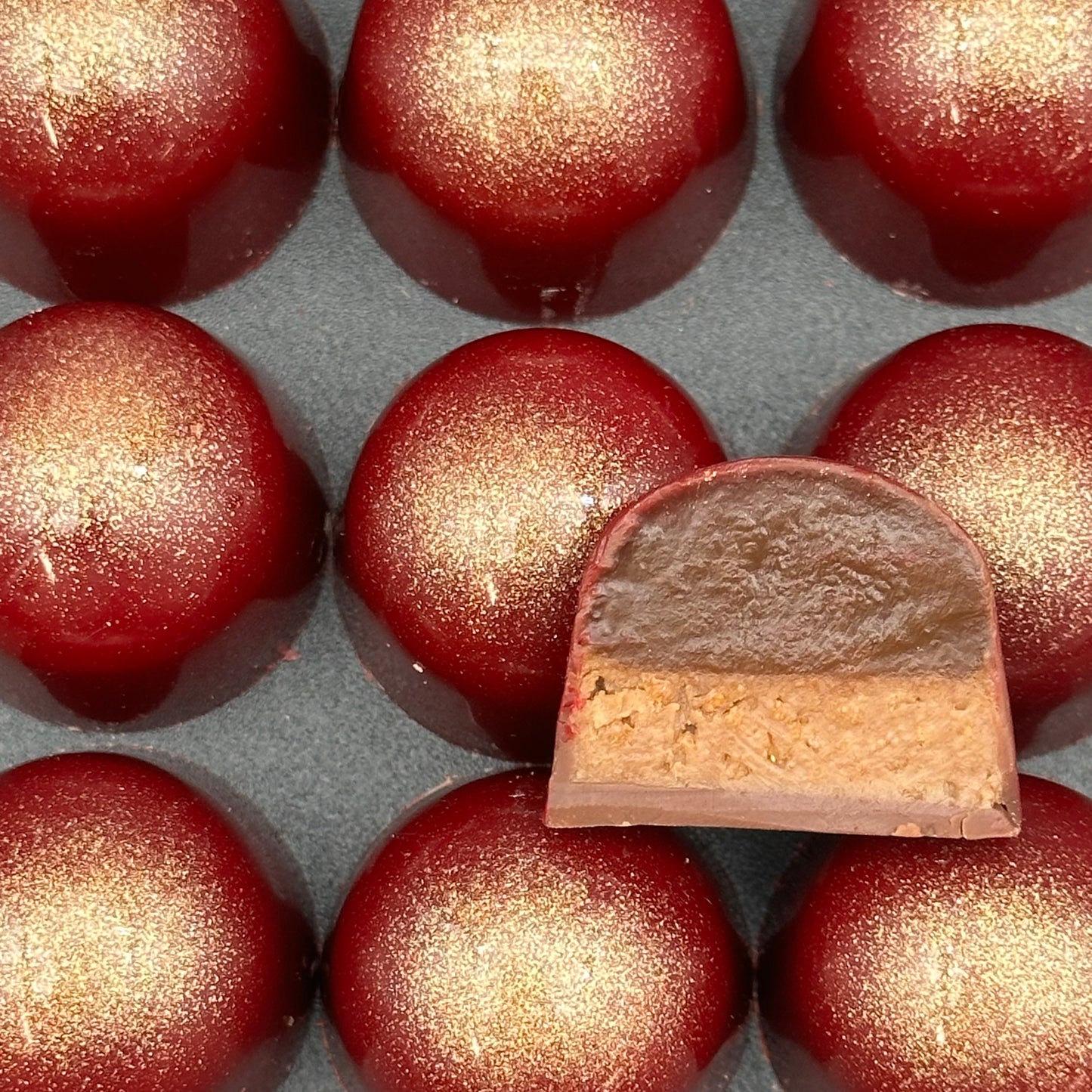 Chocolatiers Collection Box - 24 Chocolates