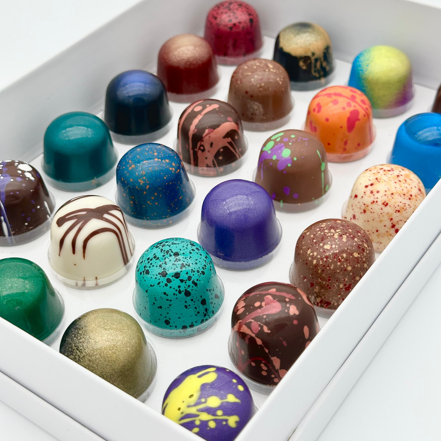 Chocolatiers Collection Box - 24 Chocolates