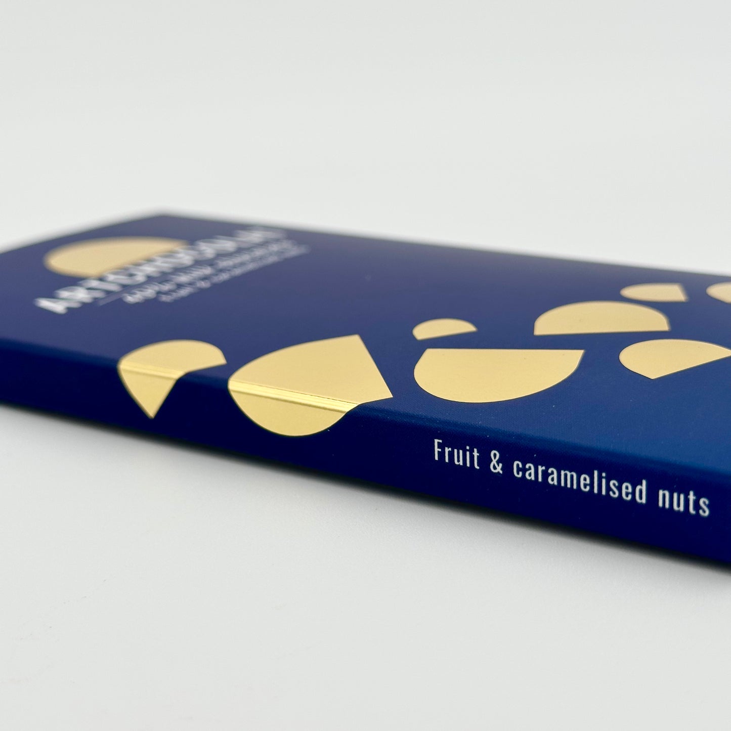 Milk Chocolate Fruit & Caramelised Nut Bar