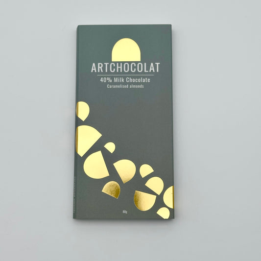 Milk Chocolate & Caramelised Almond Bar